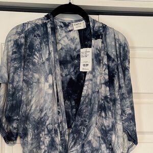 Simple Blue and White Tie-Dye Kimono Style Dress